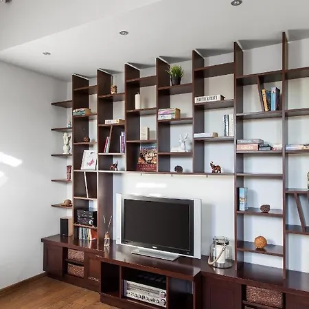 2bdr Vokieciu Penthouse In Old Town V512a