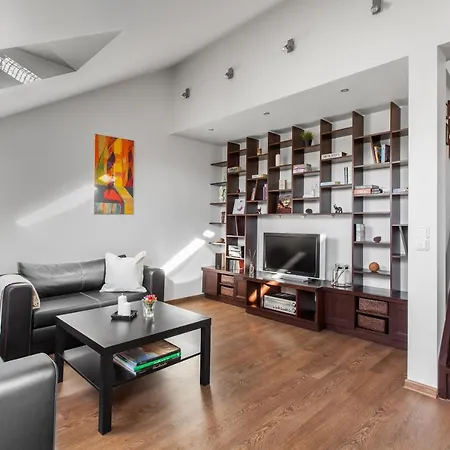 2bdr Vokieciu Penthouse In Old Town V512a Daire *